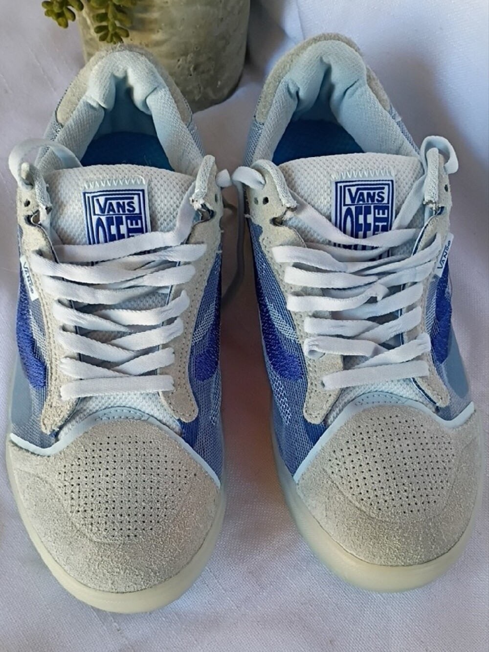 Vans Ultimate Waffle Light Blue & Blue Skateboarding Sneakers Size 9